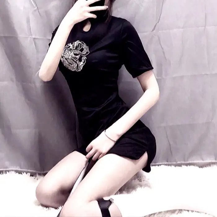 婚礼前闺蜜送我一套秀禾服